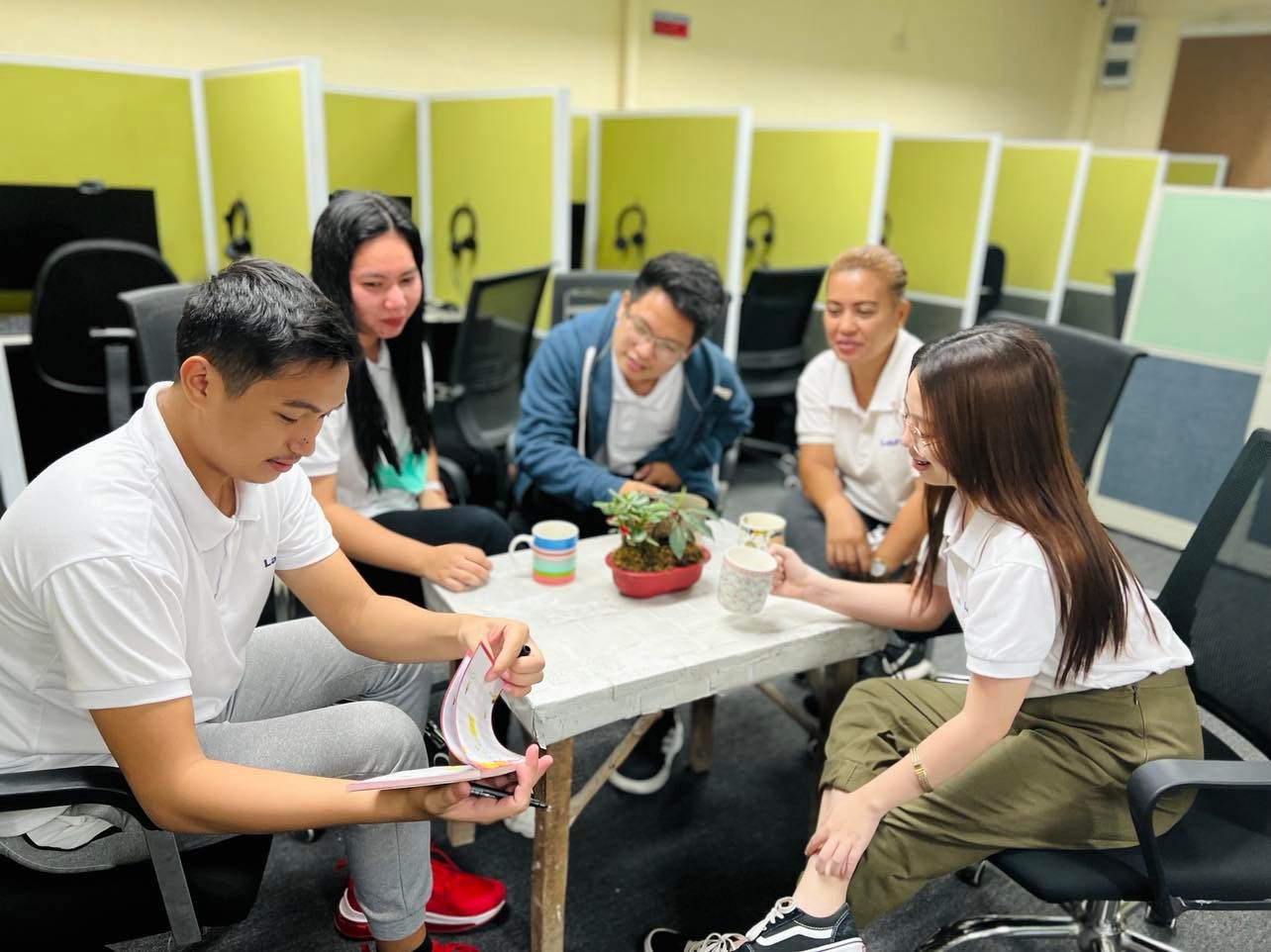 about labyrinth network data solutions staff